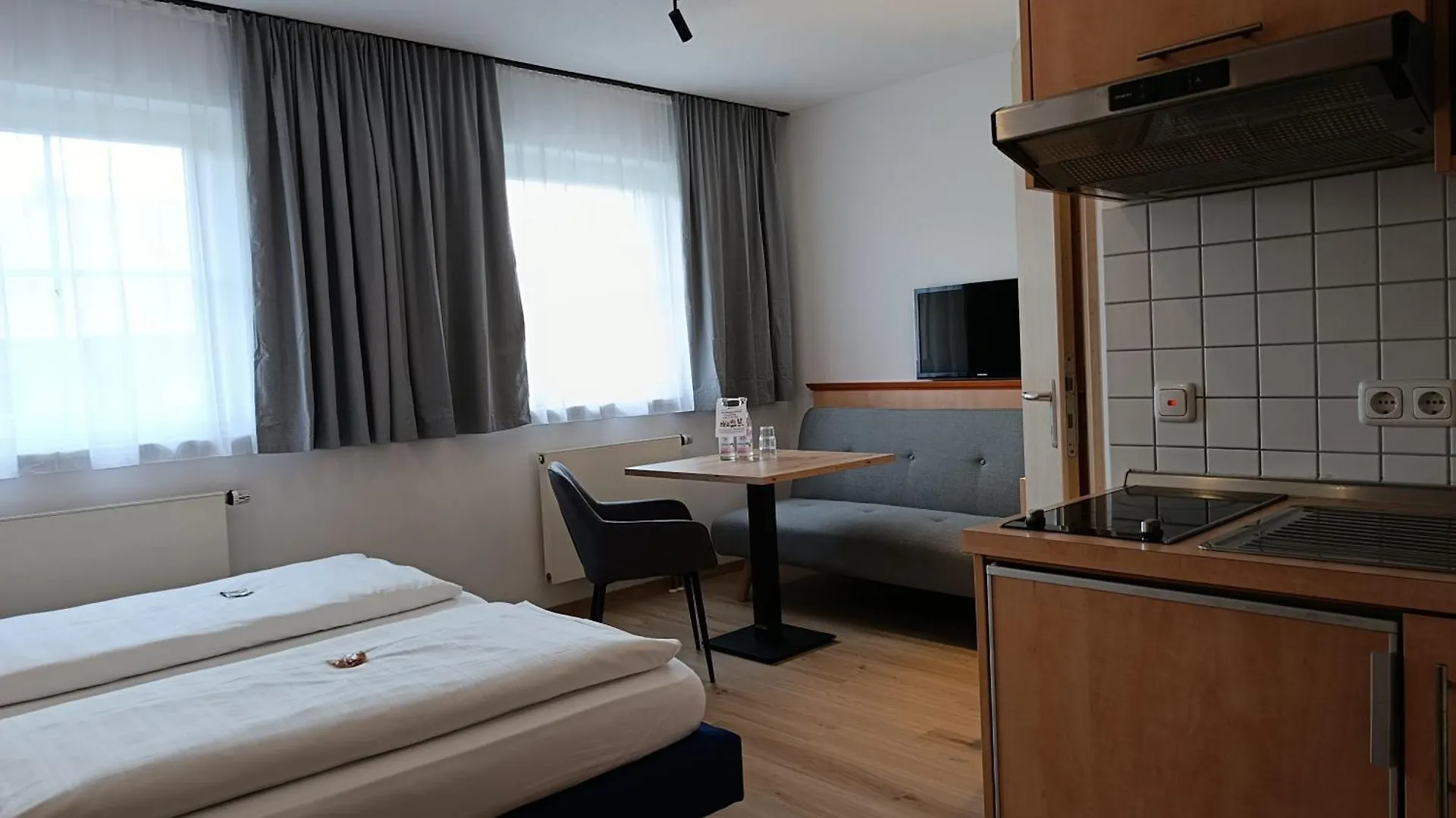 Апарт-отель Mikro Apartments Эрдинг